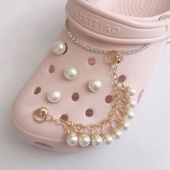 CROCS Accessories Pearl Charms With 2 Gold Chain For Crocs Charms